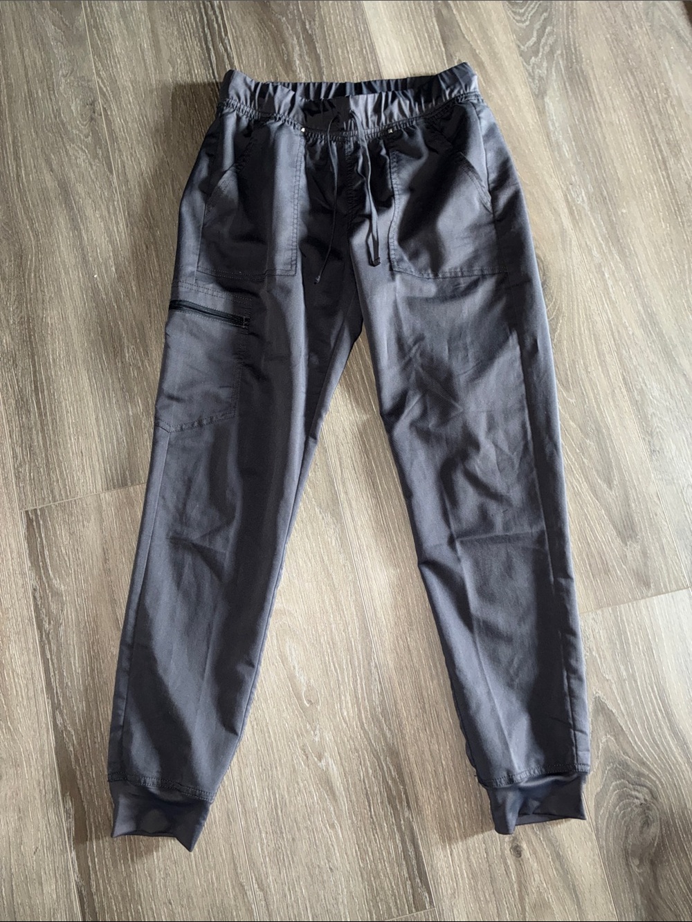 Women’s  Dark Gray scrub Jogger Pants size S
